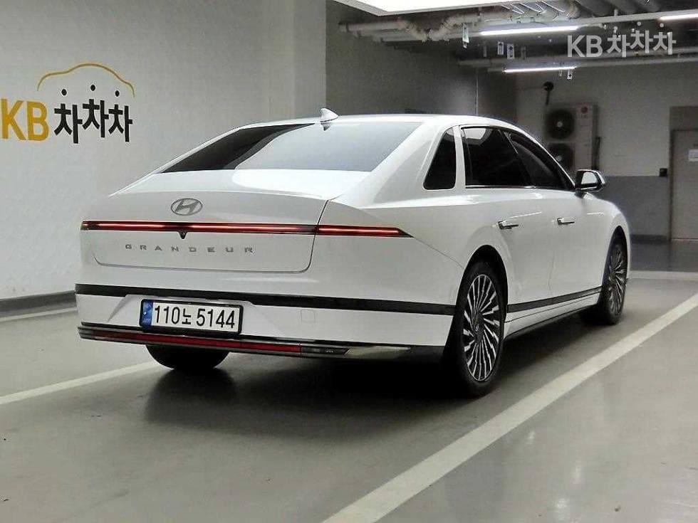 Хюндай Ди Всеново Grandeur (Azera)2.5L бензин 2WD Calligraphy - 4