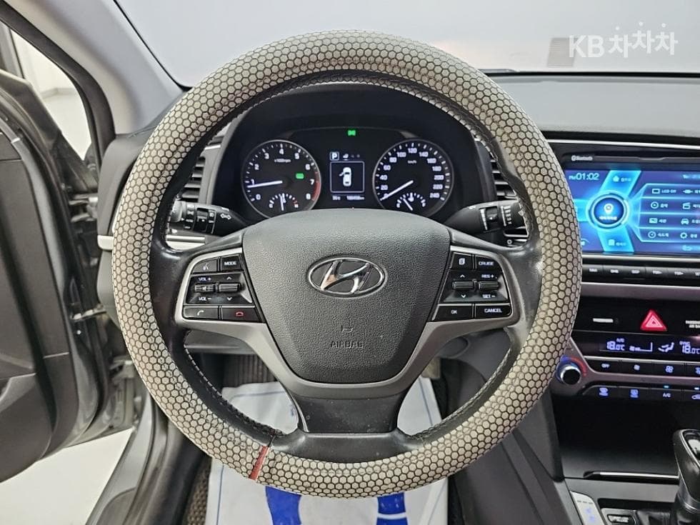 Хюндай Avante (Elantra)AD1.6 GDi Modern - 9