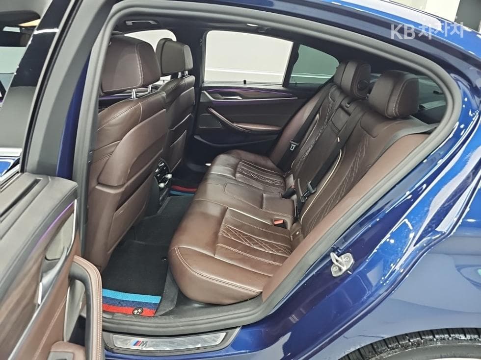 BMW 올New5 Series (G30)520d M Sport Plus - 12