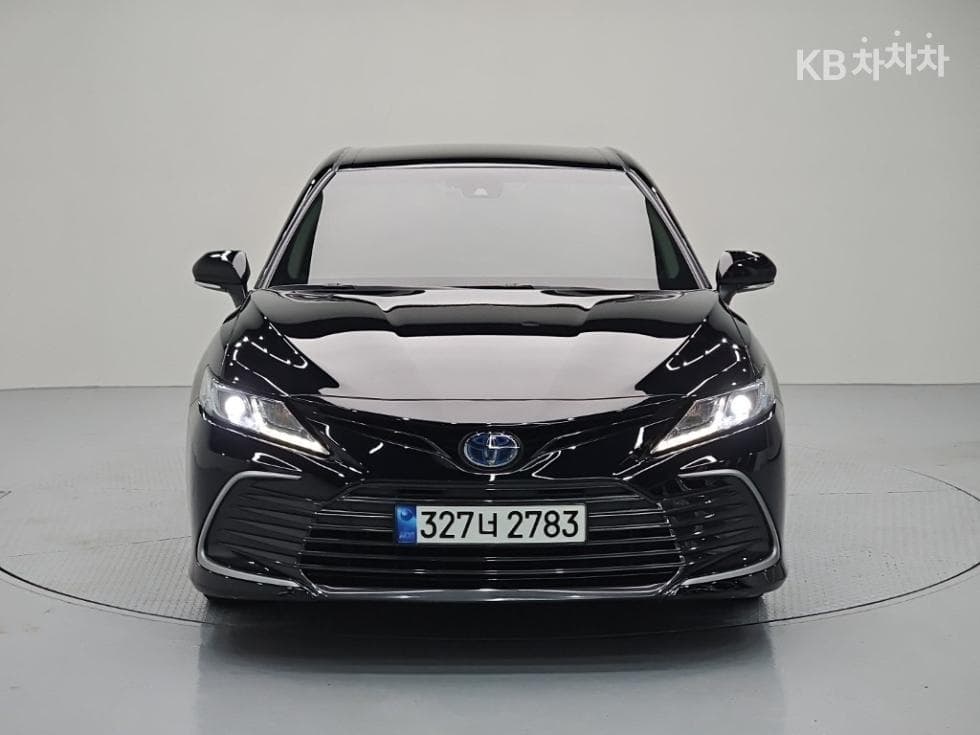 Toyota Camry XV702.5L хибрид LE - 2