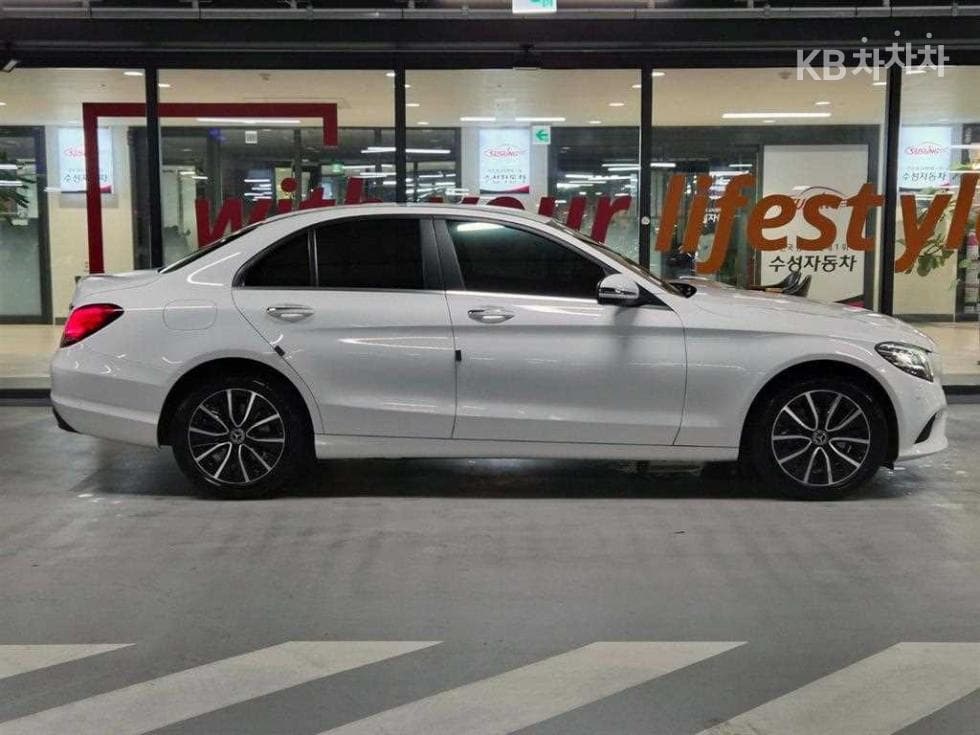 Mercedes-Benz The New (facelift) C-ClassC200 W205 - 3