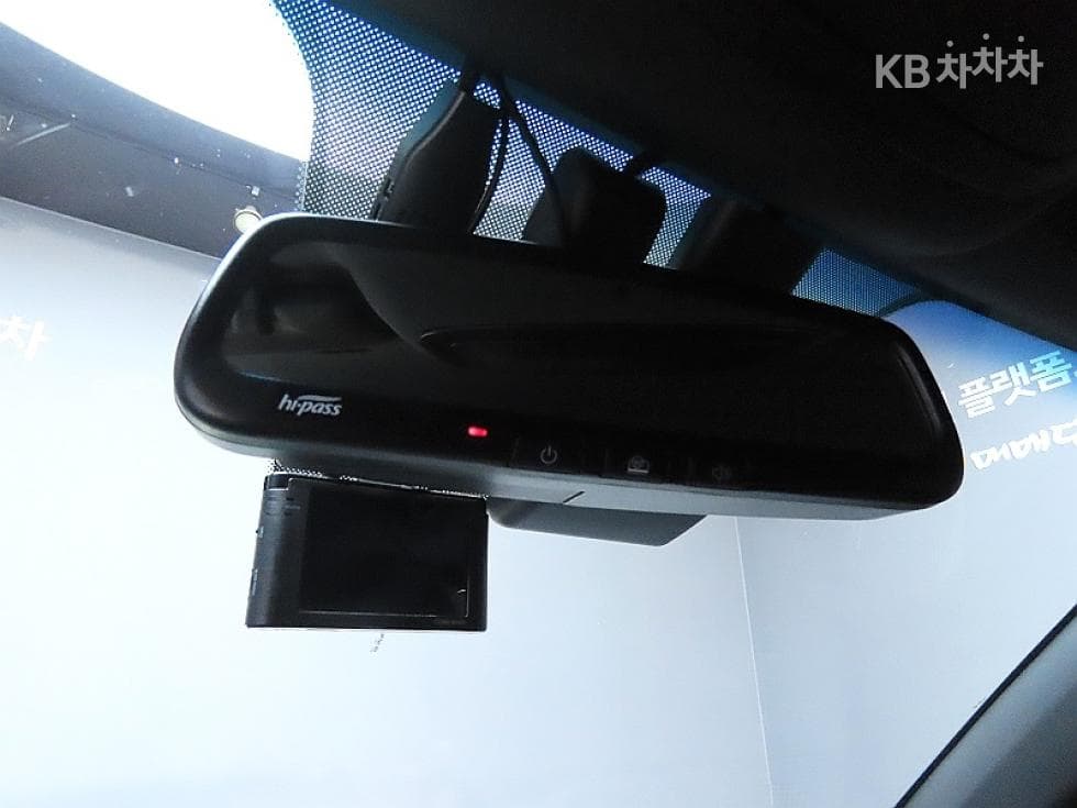 KG Mobility 뷰티플 코란도1.5 GDi Turbo 2WD R-PLUS - 15
