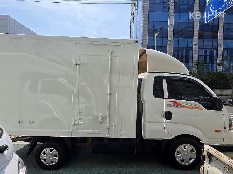 Kia Bongo 3 (light truck)1 Ton Box Truck Extra Long Plus형 King Cab Deluxe - 6