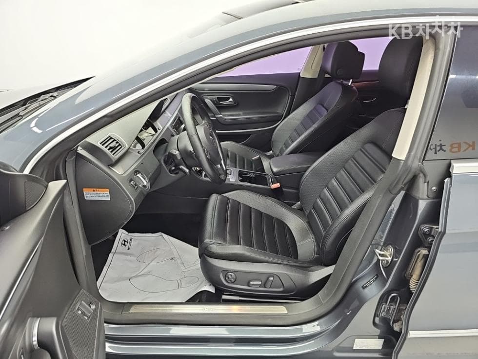 Volkswagen CC2.0 Turbocharged Stratified Injection (VW) - 11