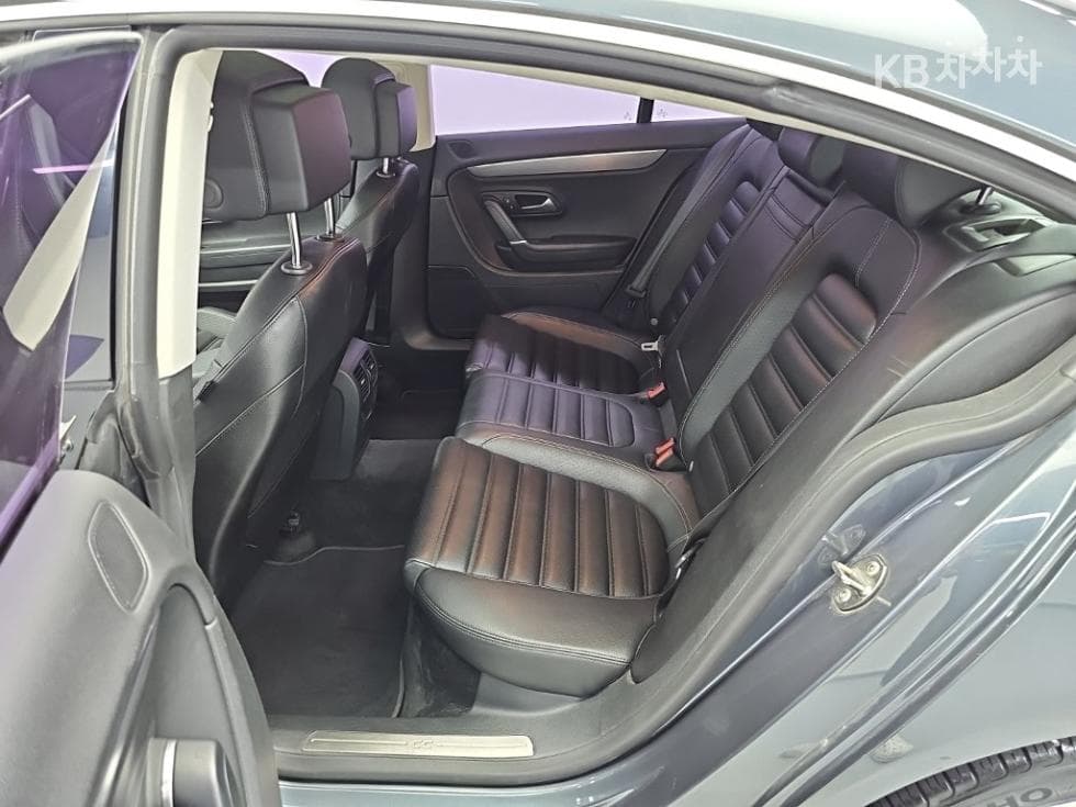 Volkswagen CC2.0 Turbocharged Stratified Injection (VW) - 12
