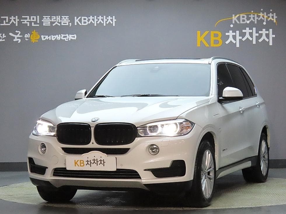 BMW X5 (F15) xDrive 40e iPerformance - Image 1
