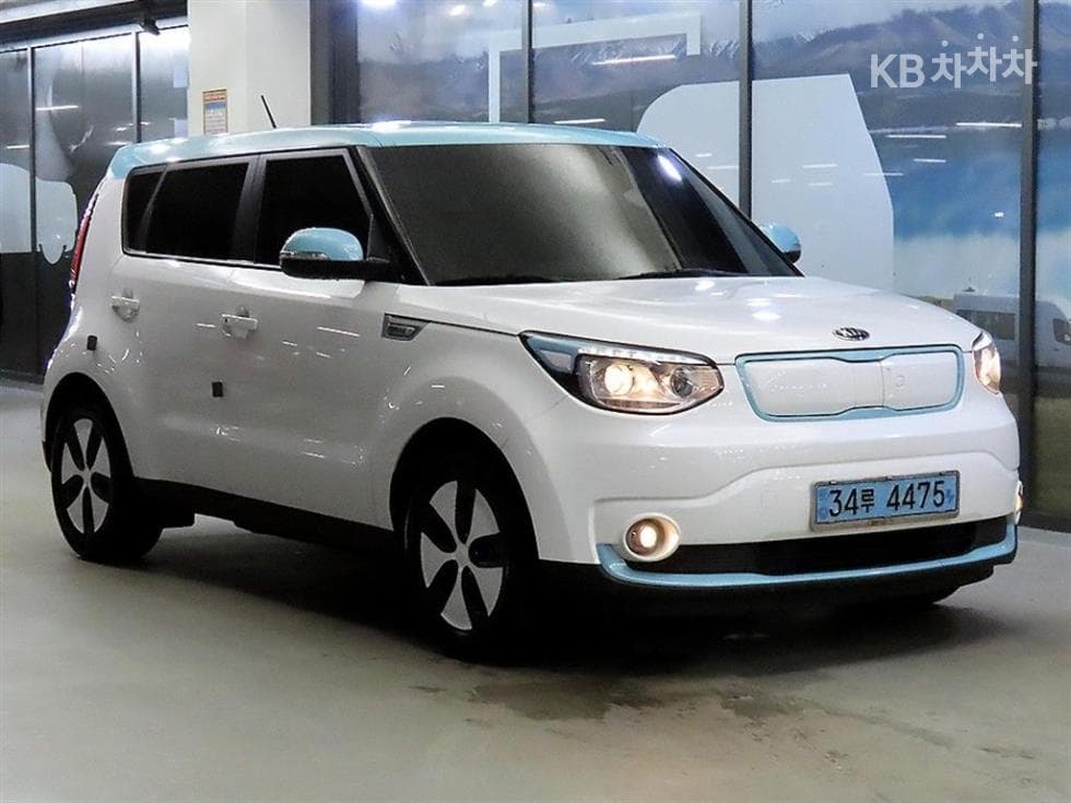 Киа Soul EV EV - Image 1