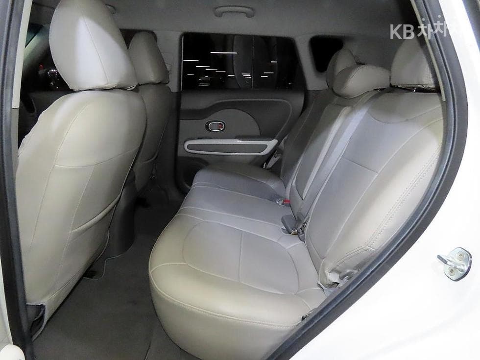 Kia Soul EVEV - 7