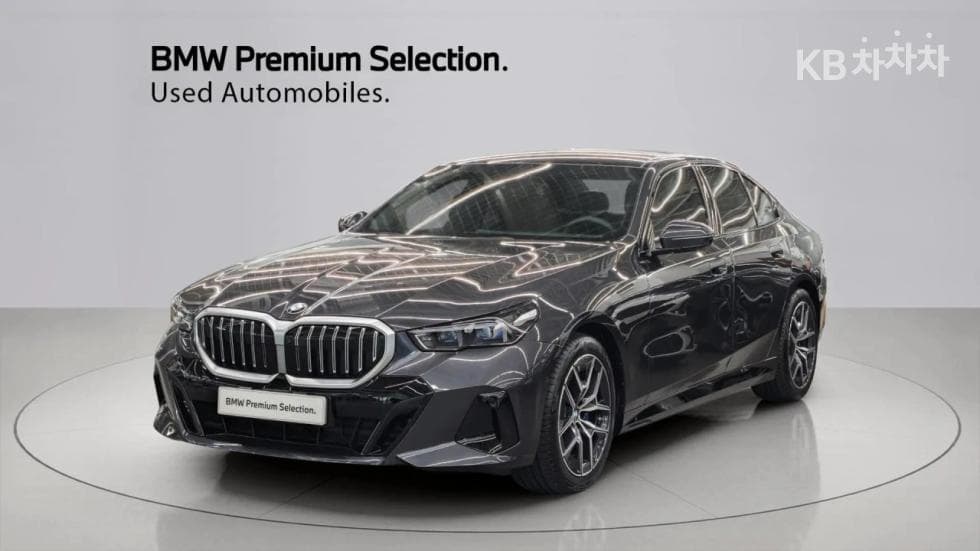 BMW New5 Series(G60) 520i M Sport - Image 1