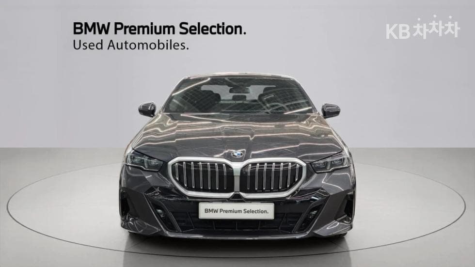 BMW Нов5 Серия(G60)520i M Sport - 3