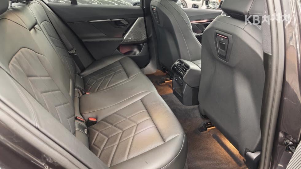 BMW Нов5 Серия(G60)520i M Sport - 19