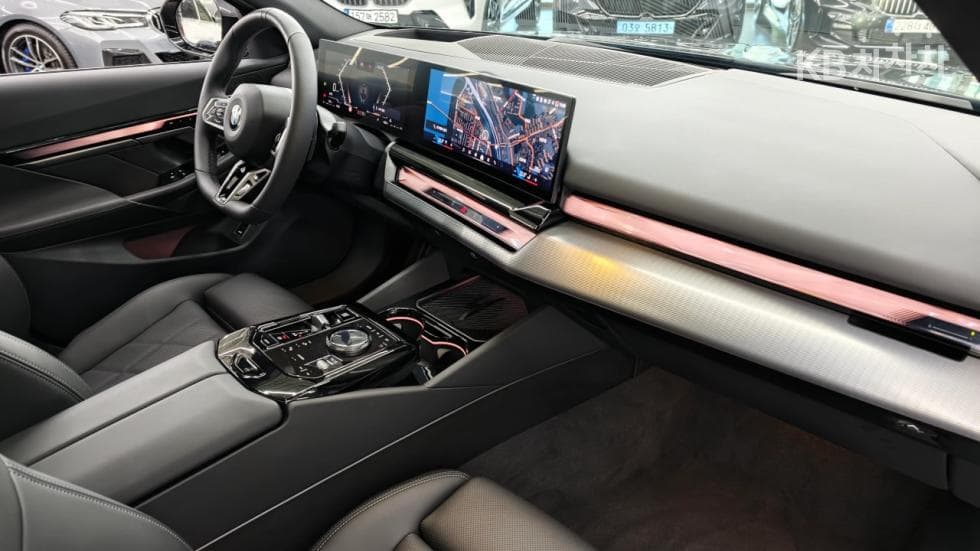 BMW Нов5 Серия(G60)520i M Sport - 20