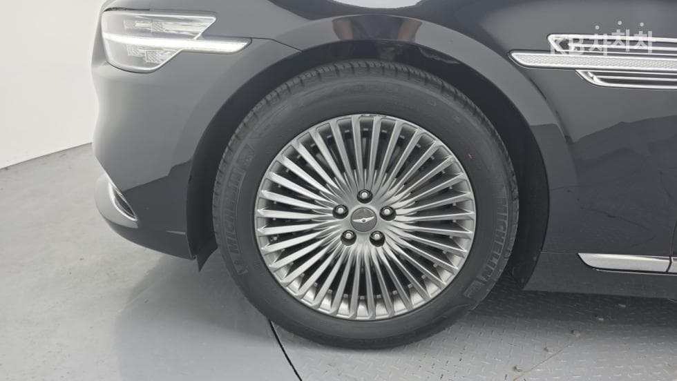 Genesis G903.8 GDi AWD Luxury - 6