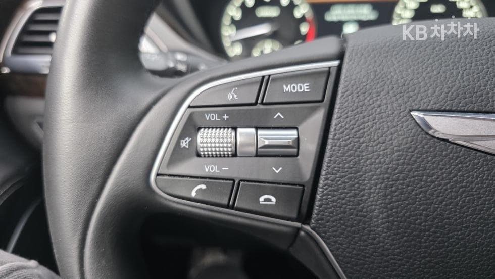 Genesis G903.8 GDi AWD Luxury - 23