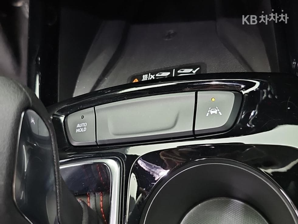 Джи Ем Корея Trax Кросоувър1.2 Бензин 2WD RS - 17
