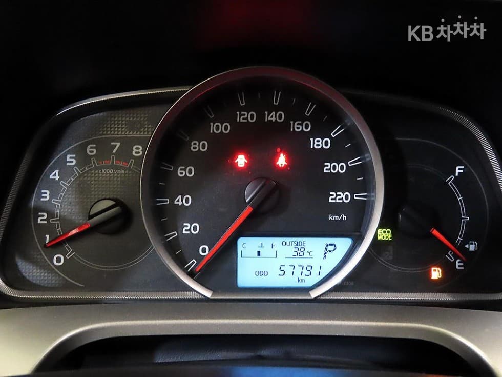 Toyota RAV42.5 2WD - 9