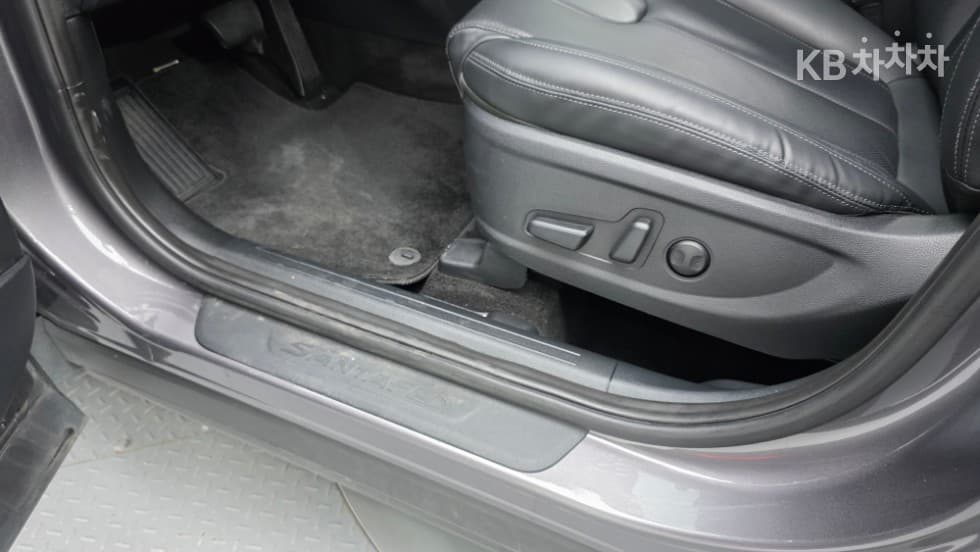 Hyundai The New (facelift) Santa Fe TMDiesel 2.2 4WD Prestige - 22
