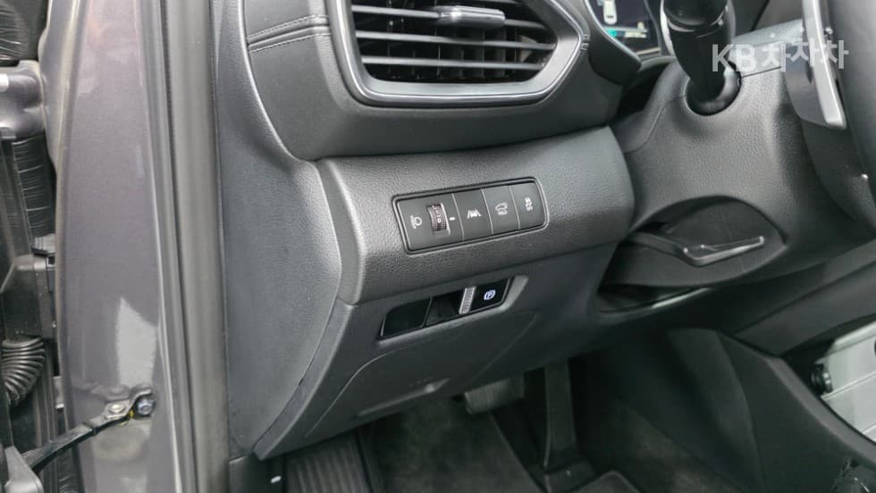 Hyundai The New (facelift) Santa Fe TMDiesel 2.2 4WD Prestige - 23