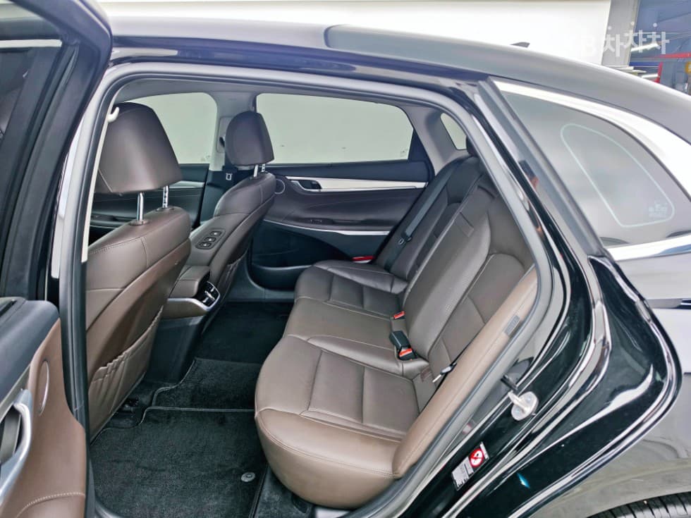 Hyundai The New (facelift) Grandeur (Azera)2.5 Exclusive - 6