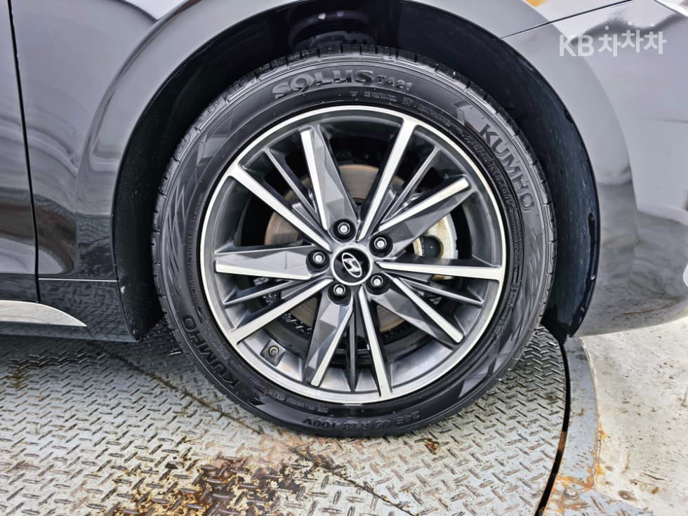 Hyundai The New (facelift) Grandeur (Azera)2.5 Exclusive - 26