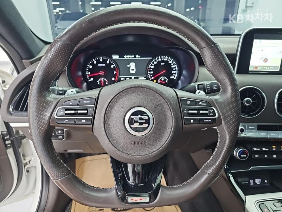 Киа Stinger3.3 Турбо 4x4 GT - 9