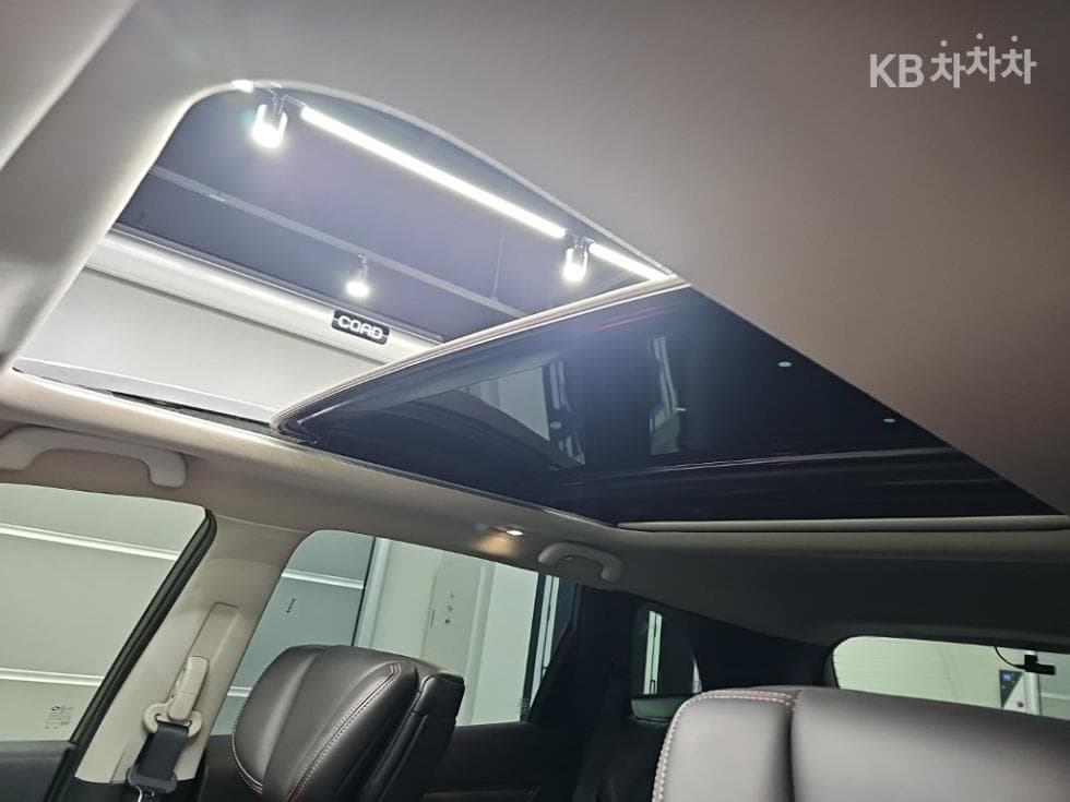 Renault Korea The New (facelift) QM62.0 GDe 2WD Premiere - 14