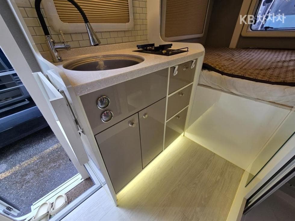 Хюндай Porter 2Кампер / Кампьорски автомобил - 15