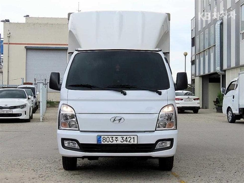 Хюндай Porter 2 Удължено междуосие Super Cab Wing Body Ръчна식 Смарт - Image 1