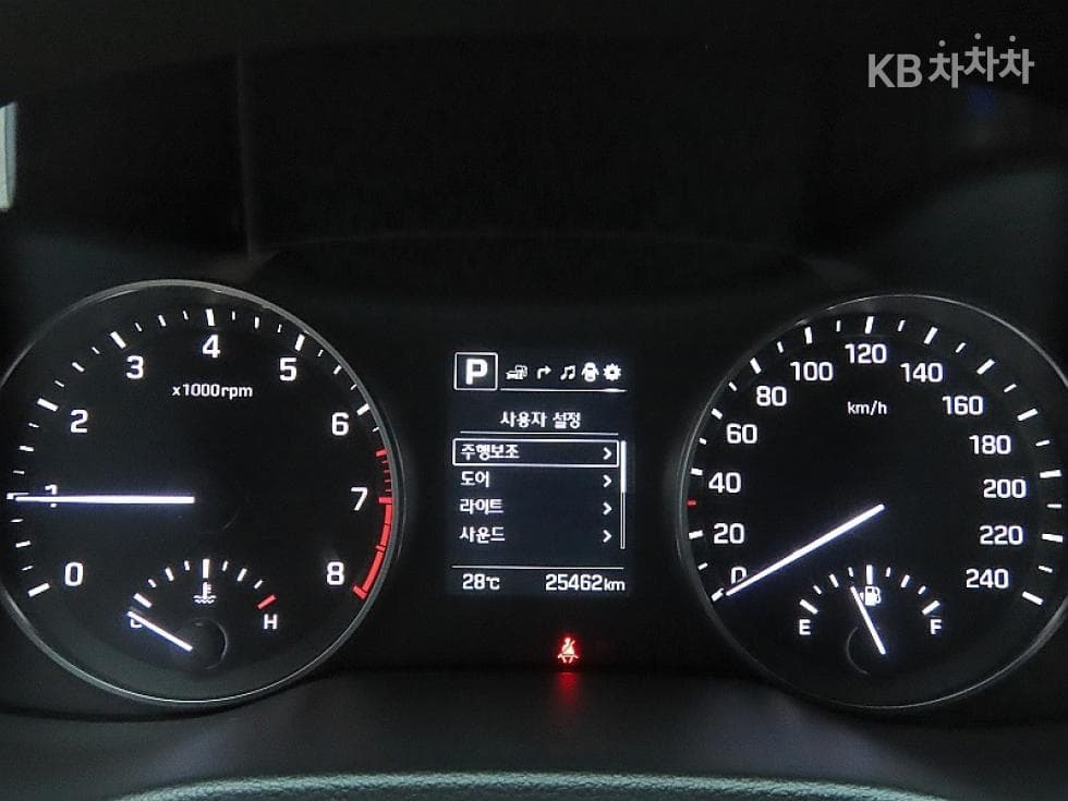 Hyundai Avante (Elantra)AD1.6 GDi Value Plus - 8