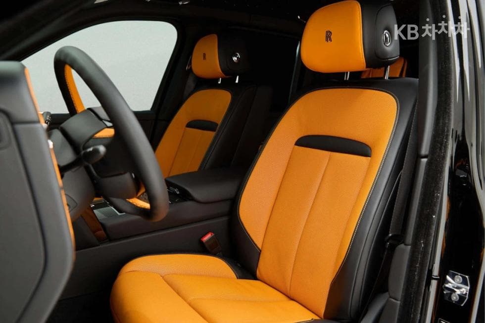 롤스로이스 컬리넌6.7 V12 Black Badge - 10