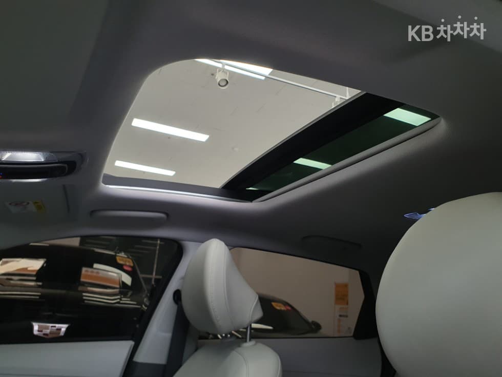 Hyundai The All New Kona Hybrid(SX2)1.6 HEV Premium - 22