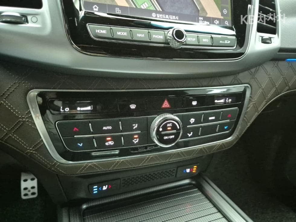 KG Mobility All New Rexton2.2 4WD Prestige - 10