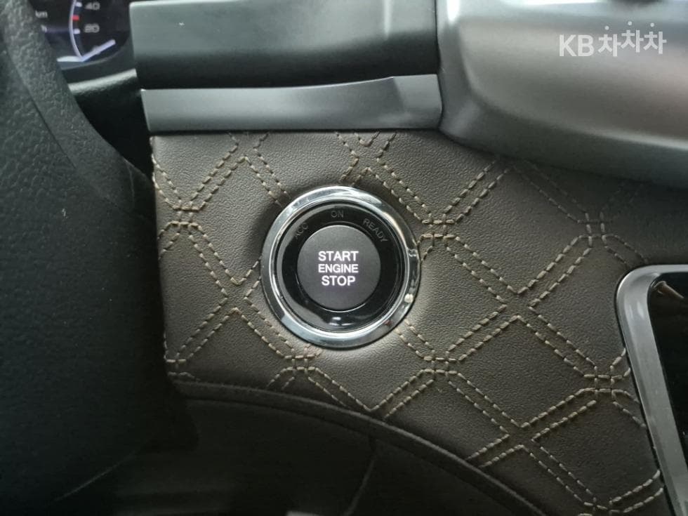 KG Mobility All New Rexton2.2 4WD Prestige - 16