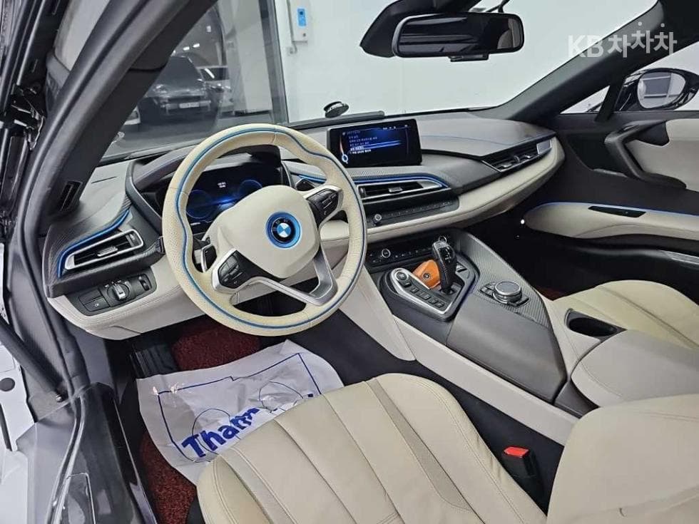 BMW i81.5 Купе Хибрид - 7