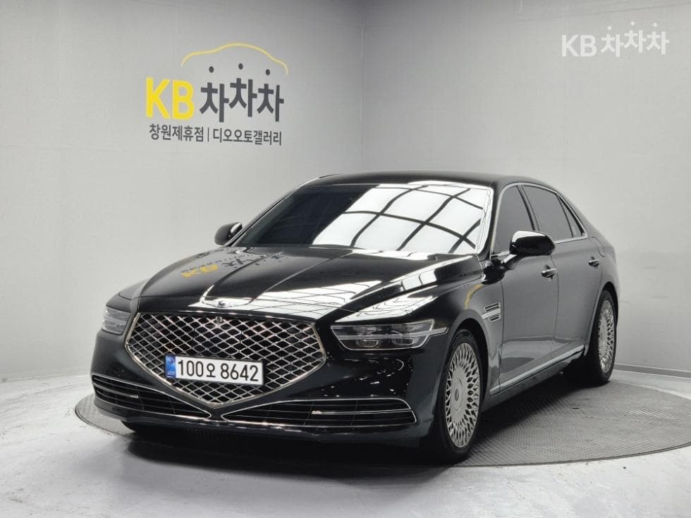Genesis G90 3.8 GDi AWD Premium Luxury - Image 1