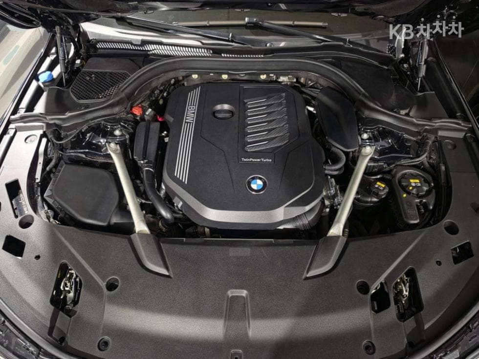 BMW Gran Turismo6 Series GT 630i xDrive M Sport Package - 6