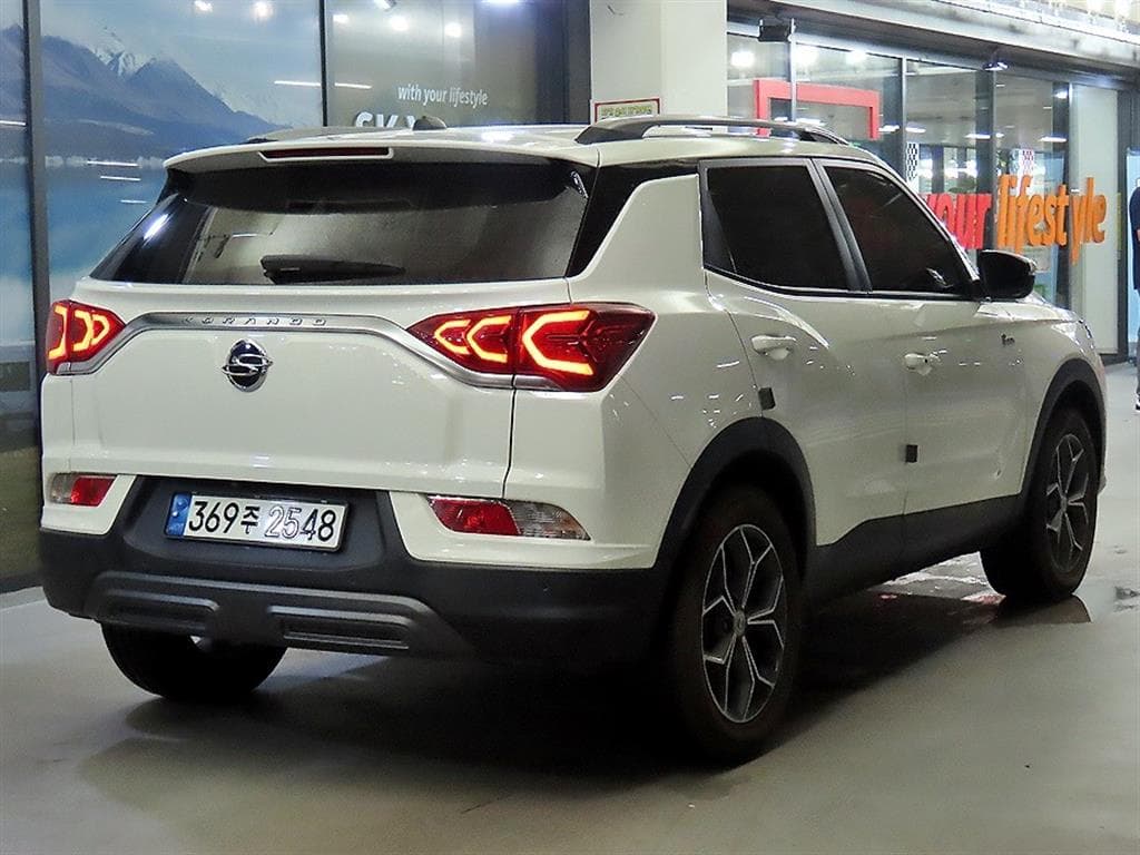 КейДжи Мобилити 뷰티플 코란도1.5 GDi Turbo 2WD C5 Plus - 4
