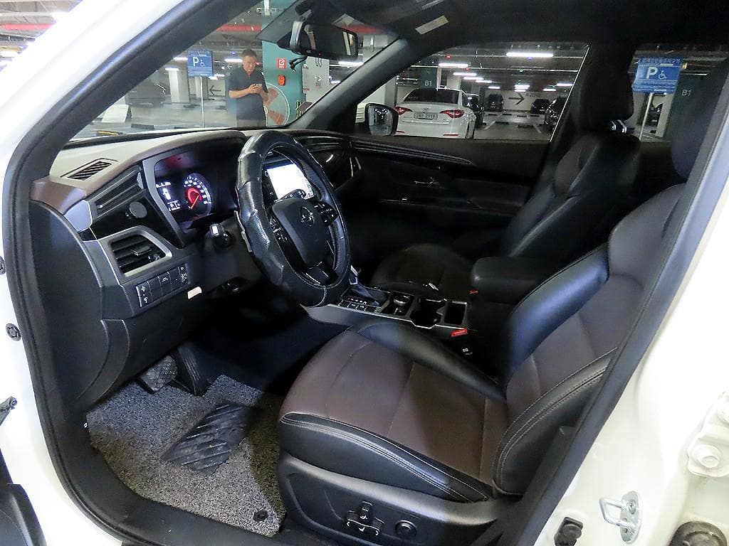 КейДжи Мобилити 뷰티플 코란도1.5 GDi Turbo 2WD C5 Plus - 6