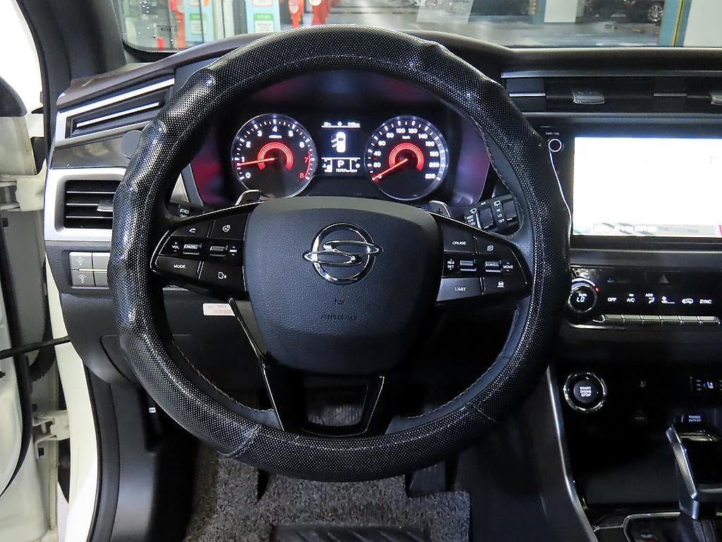 КейДжи Мобилити 뷰티플 코란도1.5 GDi Turbo 2WD C5 Plus - 8