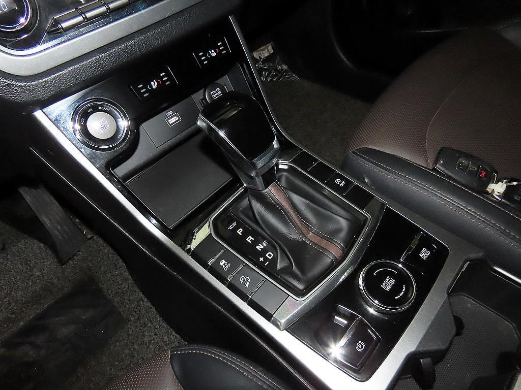 КейДжи Мобилити 뷰티플 코란도1.5 GDi Turbo 2WD C5 Plus - 12
