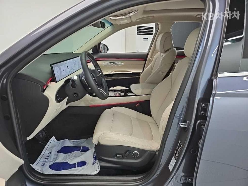Дженезис GV70Бензин 2.5T 2WD - 11