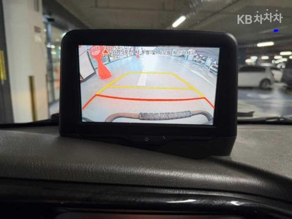Хюндай Porter 2 일렉트릭Super Cab Удължено междуосие Premium Специал (специален признак/издание) - 10