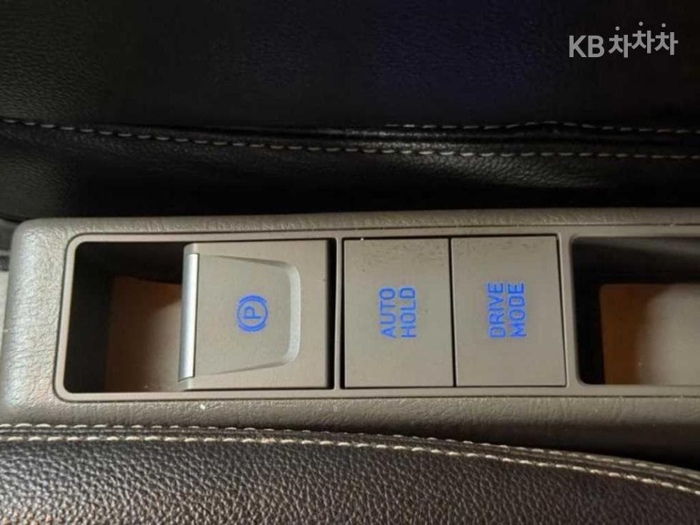 Хюндай Porter 2 일렉트릭Super Cab Удължено междуосие Premium Специал (специален признак/издание) - 17