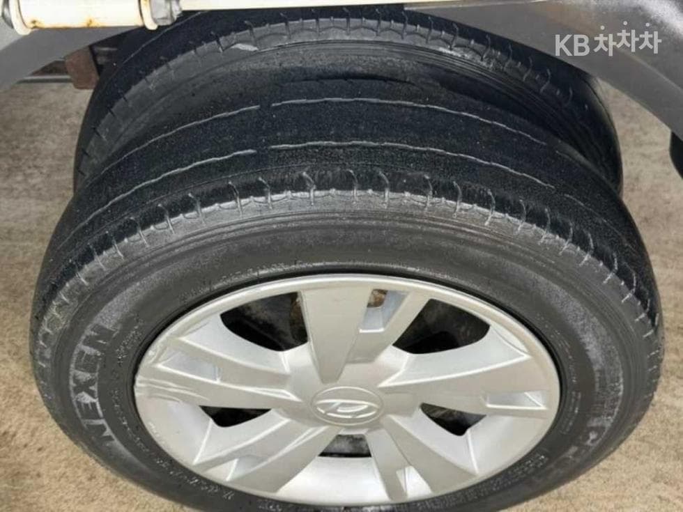 Хюндай Porter 2 일렉트릭Super Cab Удължено междуосие Premium Специал (специален признак/издание) - 20