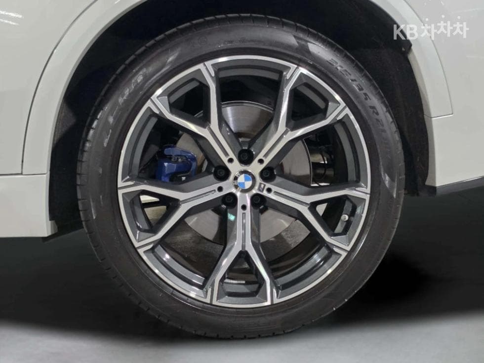 BMW X5 (G05)xDrive 40i M Sport - 5