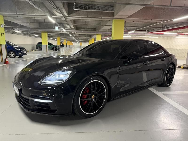 Porsche 파나메라 (971)3.0 4 Стандартен - 2