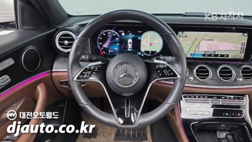 Mercedes-Benz E-Клас (W213)E250 Avantgarde - 12