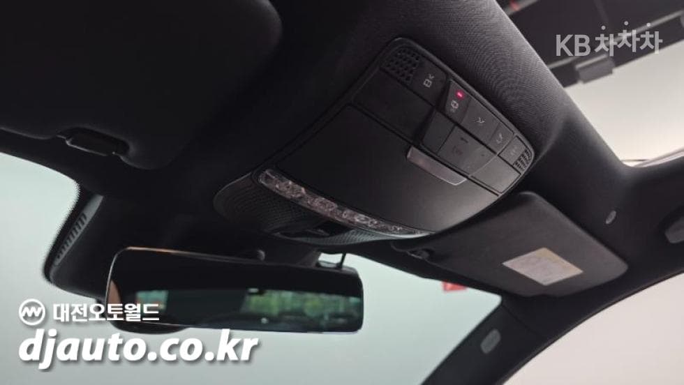 Mercedes-Benz E-Клас (W213)E250 Avantgarde - 15