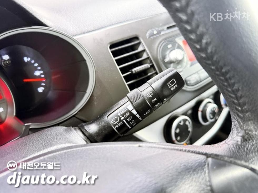 Киа all new Morning / PicantoDeluxe Специал (специален признак/издание) - 9