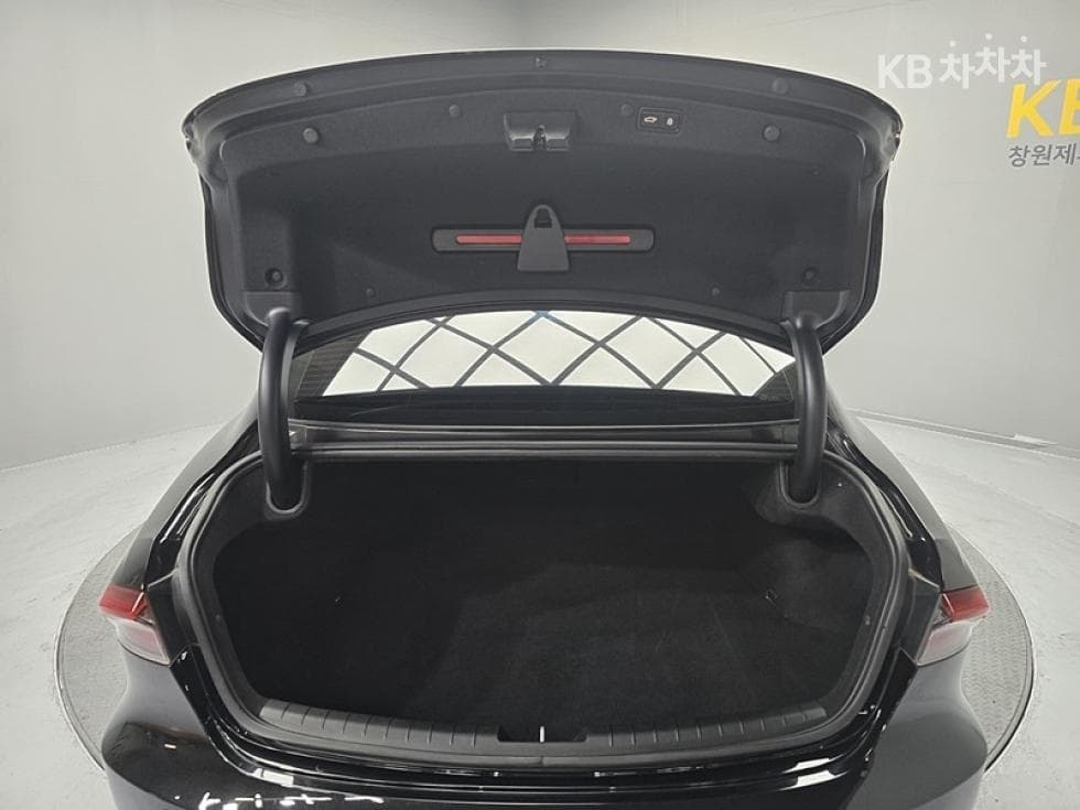 Hyundai The New (facelift) Grandeur (Azera)2.5 Exclusive - 10